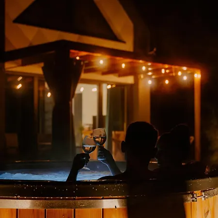 Osada Pod Gwiazdami & - Family Ogrodzony Dom, Kominek, Grill, Ognisko, Kajaki, Plaza, Jeziora, Opcja Prywatnego Jacuzzi 빌라 *